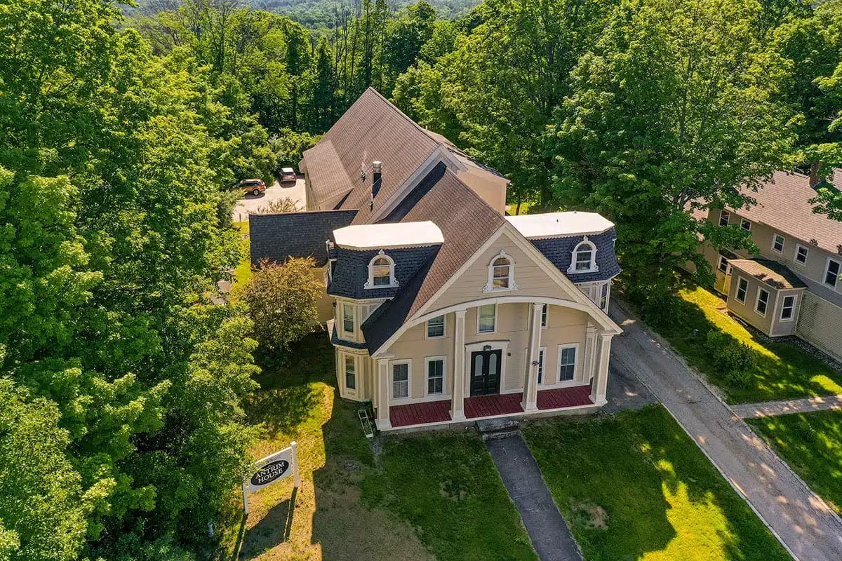 Sobriety Centers of NH